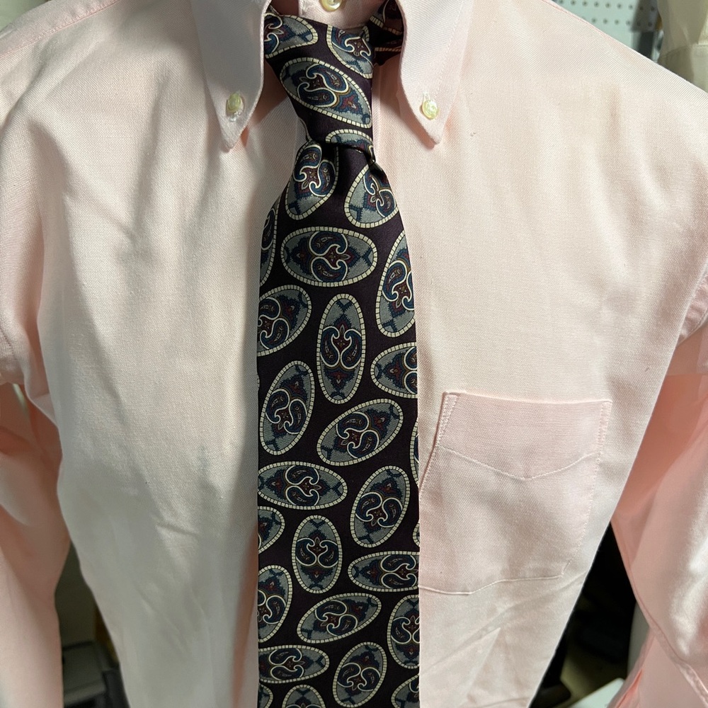 2 for $10 VGUC Gant tie